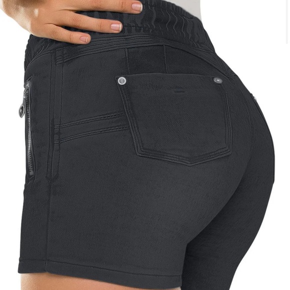 Push Up Short - Style MALEK - Picture 4 of 4